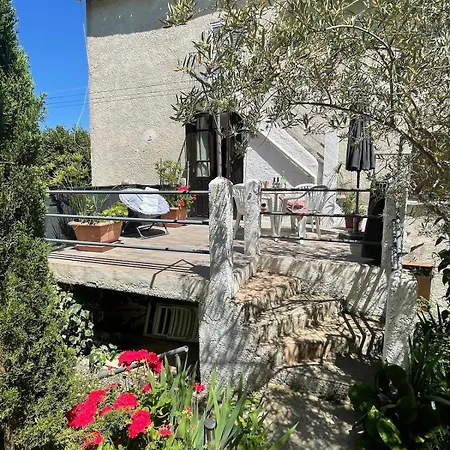 Charming In An Authentic Corsican Village Zalana
